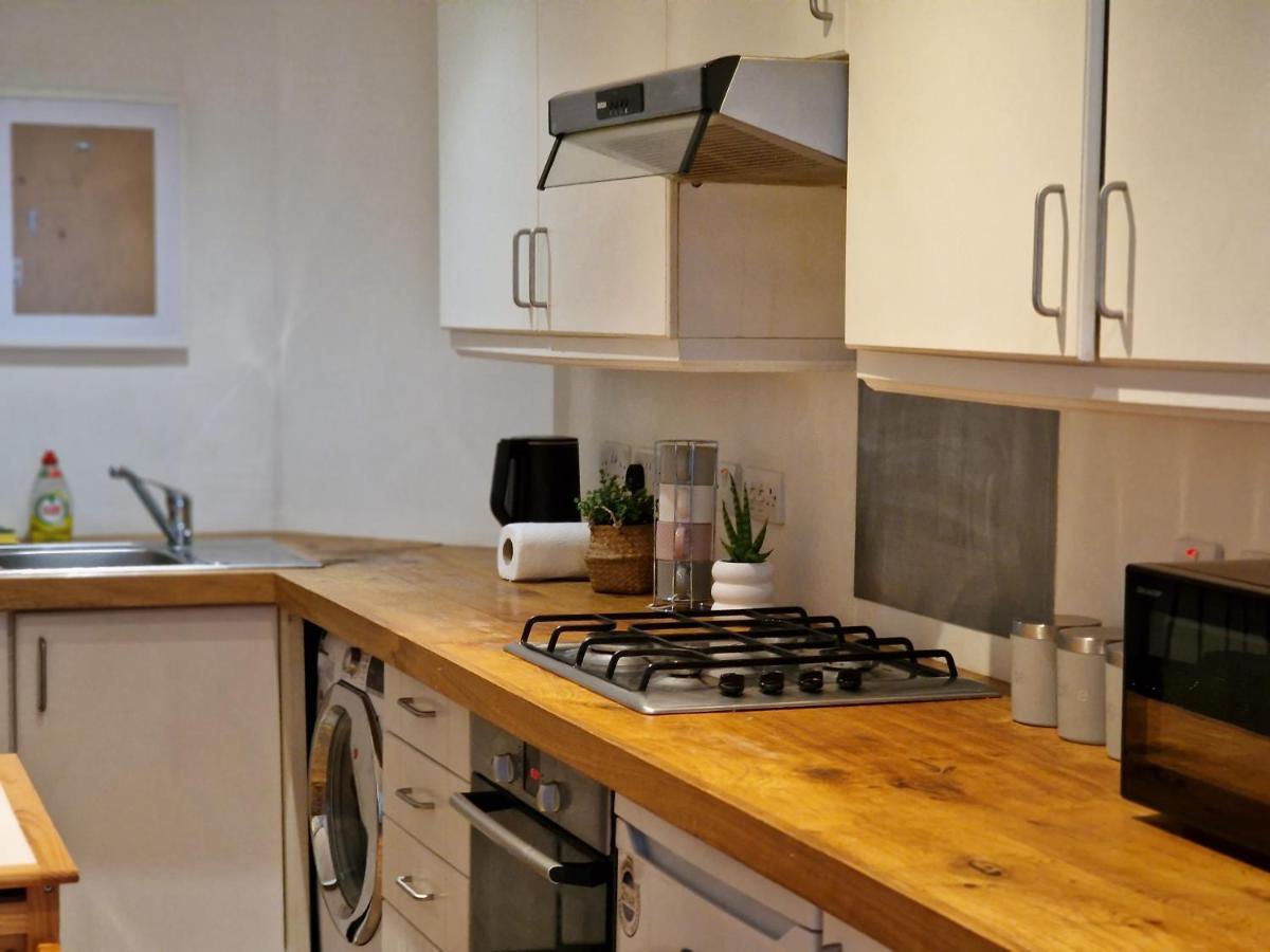 Lovely 1-Bed Apartment In Londýn Exteriér fotografie